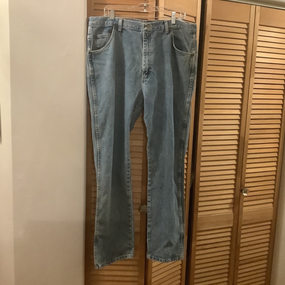 Wrangler jeans, 40 x 32, blue denim, used, nice